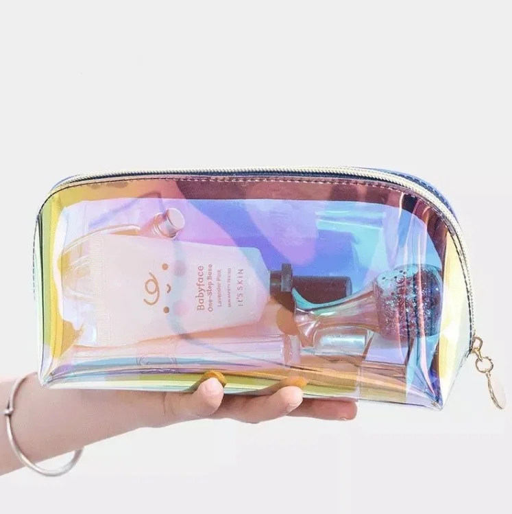 
 Маленькая косметичка на молнии с логотипом заказчика  