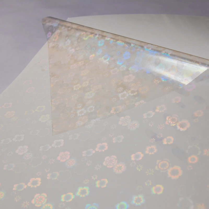 Holographic Cold Lamination Film for photo protection