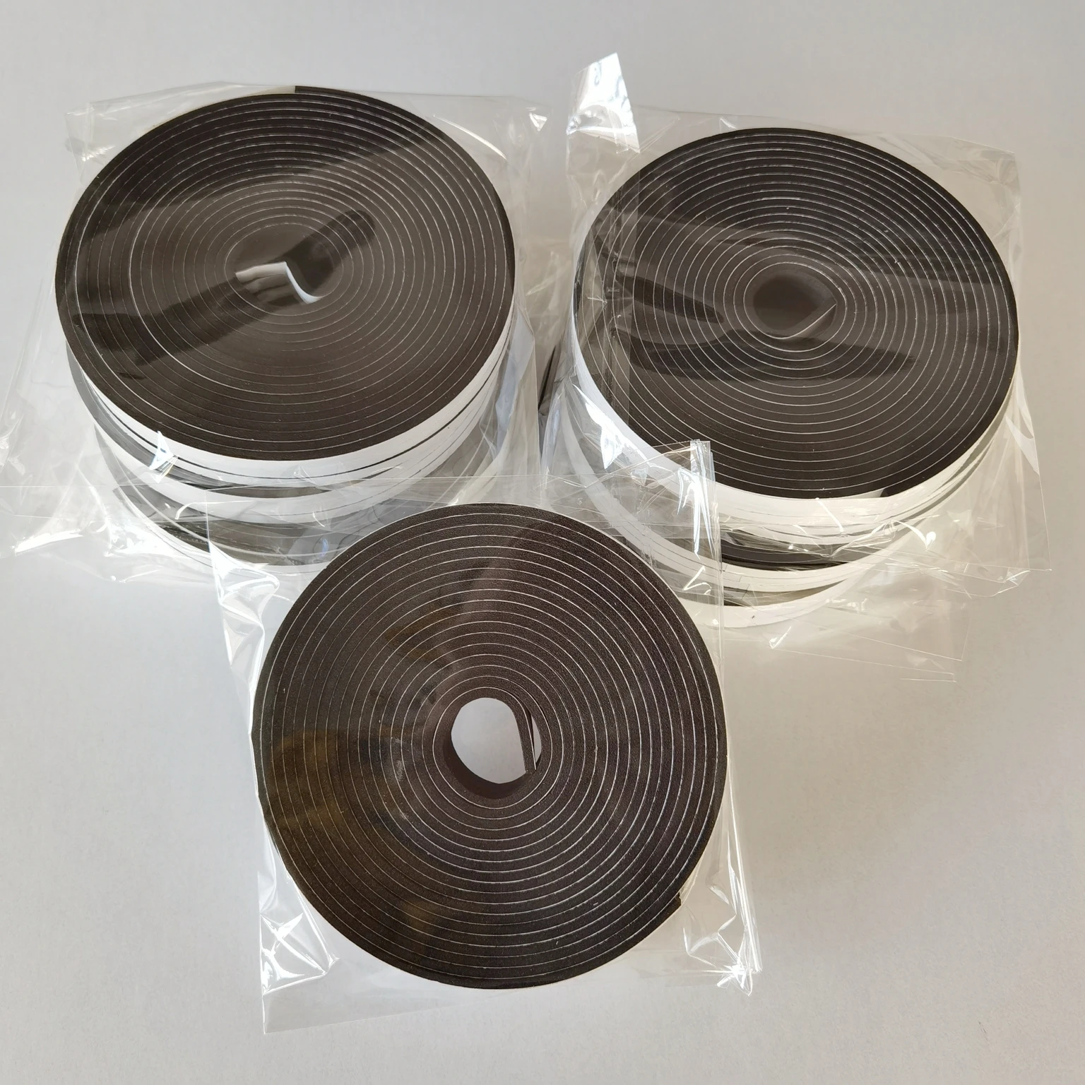 Self-Adhesive Foam Sealing Custom Color Eva Foam Sheet Rolls 1mm 2mm 3mm Thickness Rubber Plastic Eva Foam