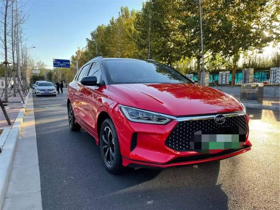 Б/у электромобиль 2019 BYD E2 дальность NEDC 305 км этот автомобиль имеет дополнительную проверку и экспортную услугу