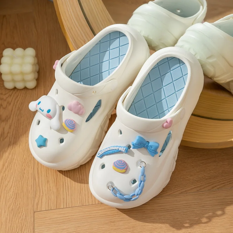 KT KUROMI Cinnamon Dog Pacha Outdoor Beach Height-Increasing Platform Shoes for Ladies EVA Outsole for Spring Autumn Home Use