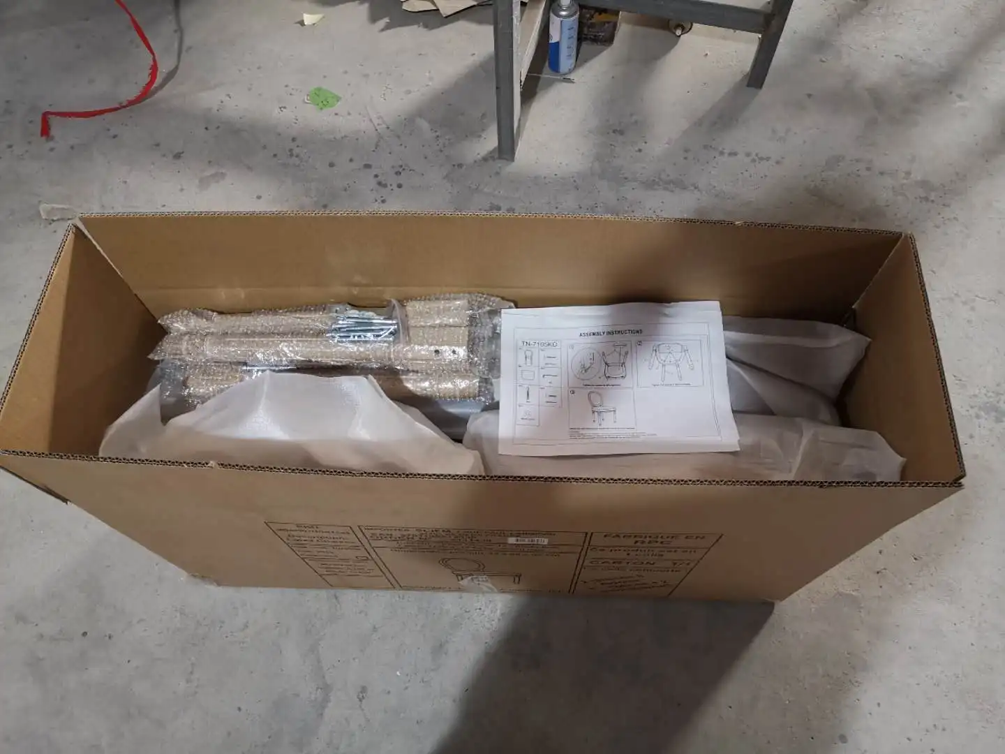  Лидер продаж на Amazon обеденный стул Louis Xv из твердой древесины с ротанговой спинкой в плоской упаковке во французском