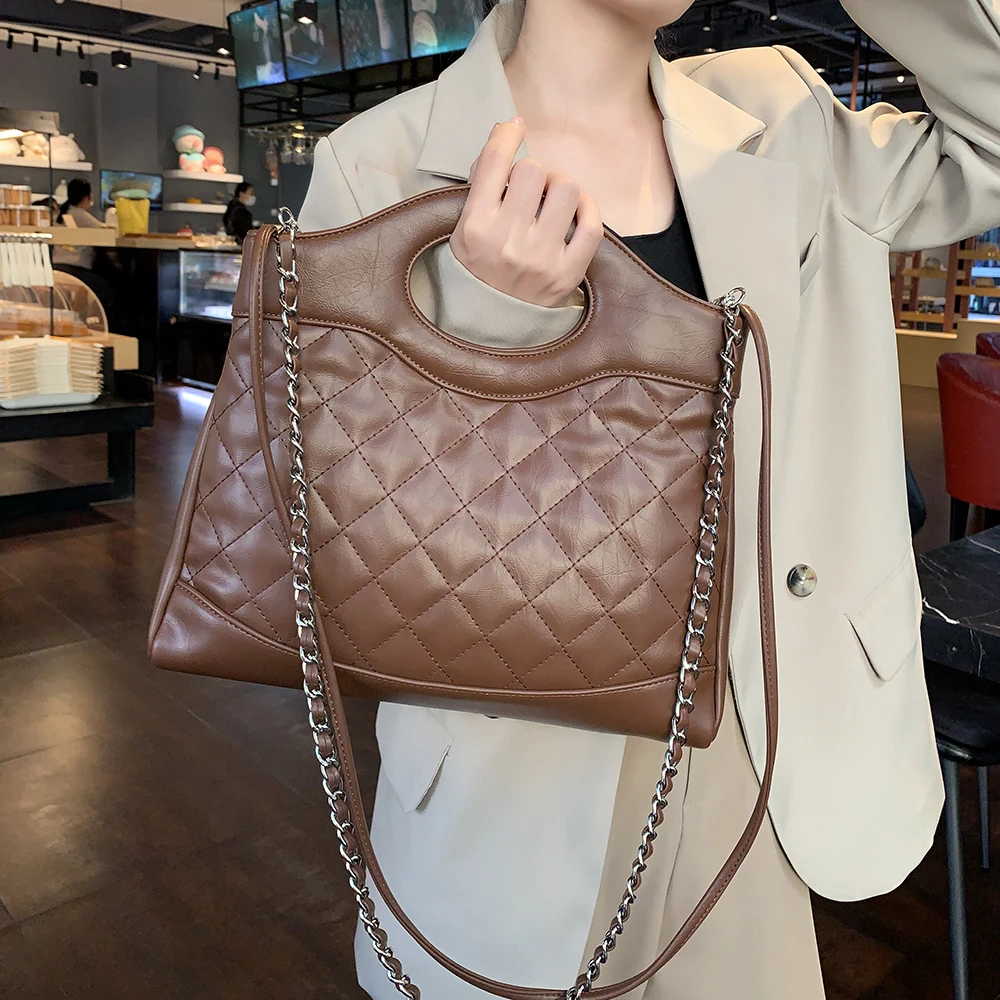 Shoulder Bag New Fashionable Fashion Handbags Women Bags Temperament Designer Pu Leather Ladies Luxury Ladys Bag Letter 4 Colors