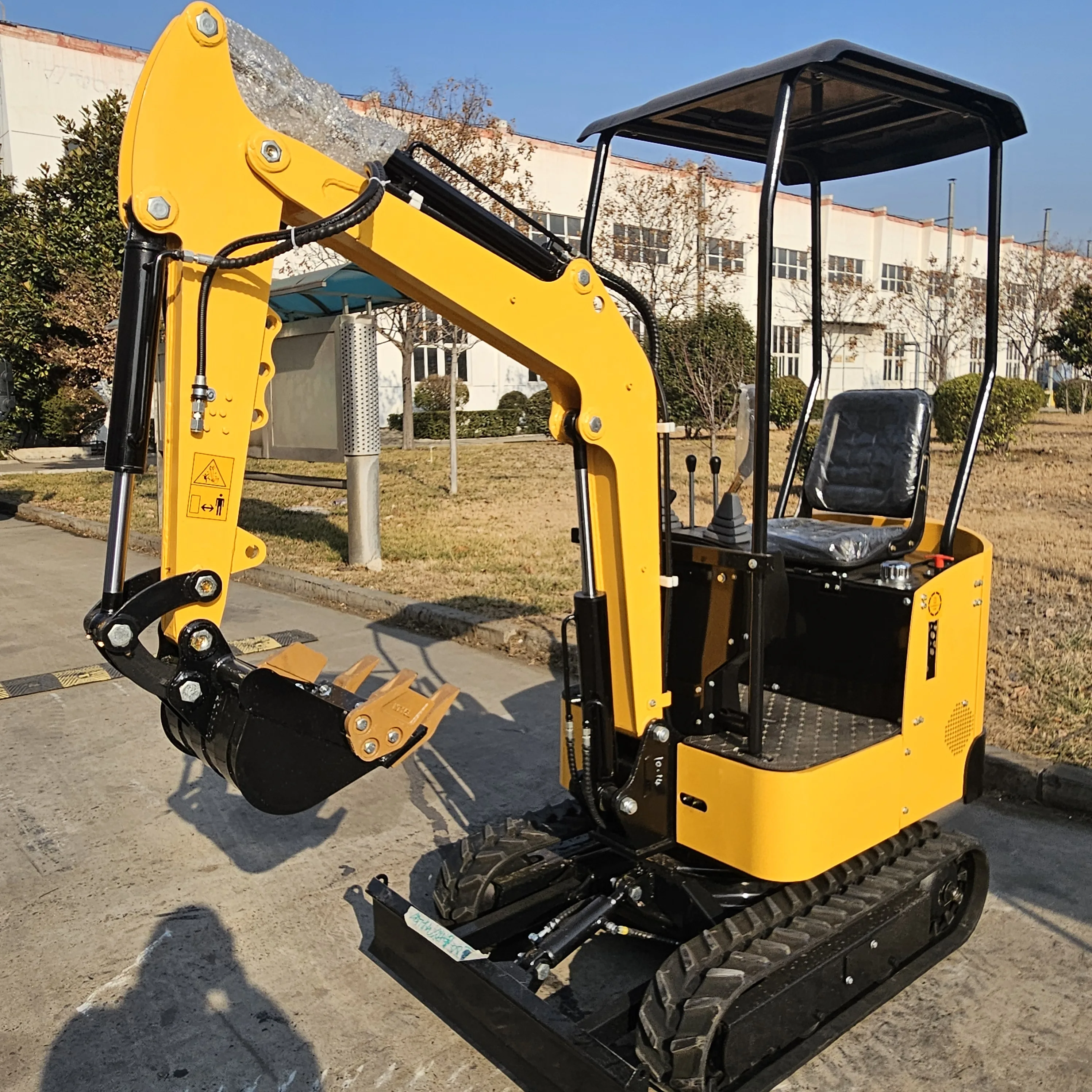 Cheap New Mini Excavator With 3 Ton Earth-moving Machinery Compact Diesel Excavator For Forest Farm Indoors