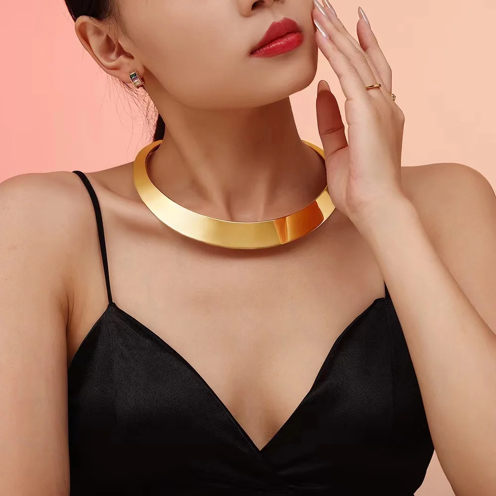 Collar Choker Necklace Neck Jewelry For Women Fashion 100% Stainless Steel Simple Personality Gold Torques Necklace