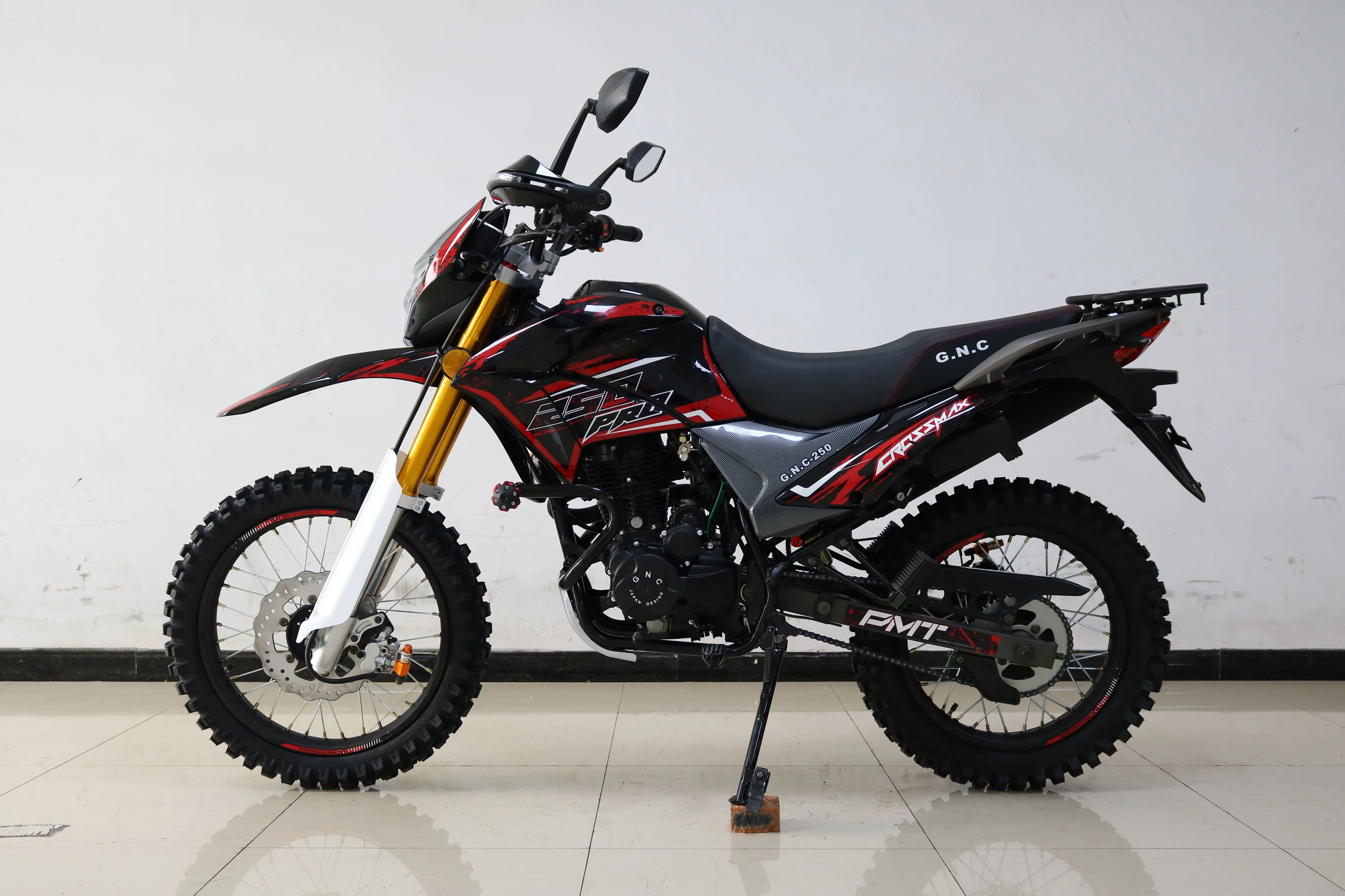 China made hot sale off road racing motorcycle 200cc and 250GY