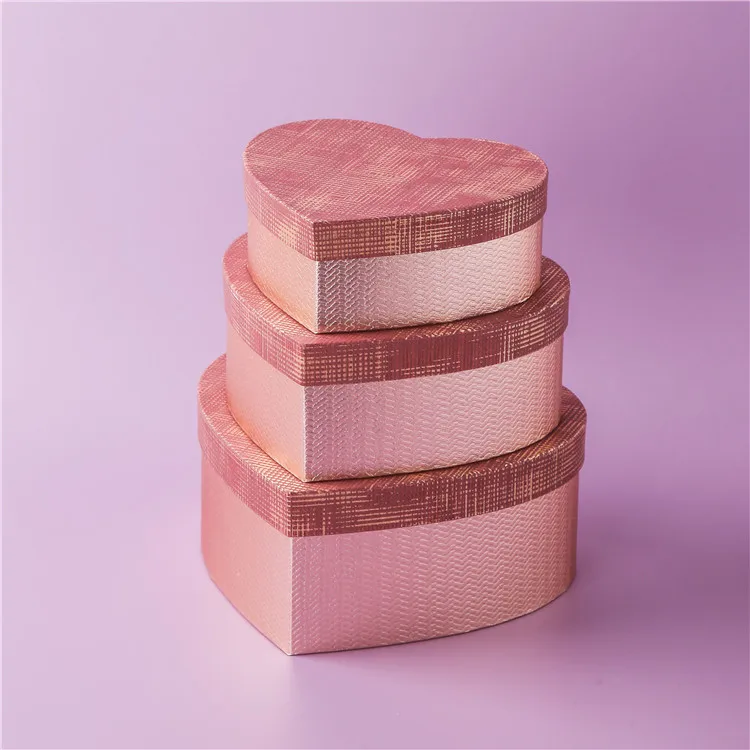 Best selling heart shaped luxury valentine day gift box custom gift boxes for present flowers and chocolates