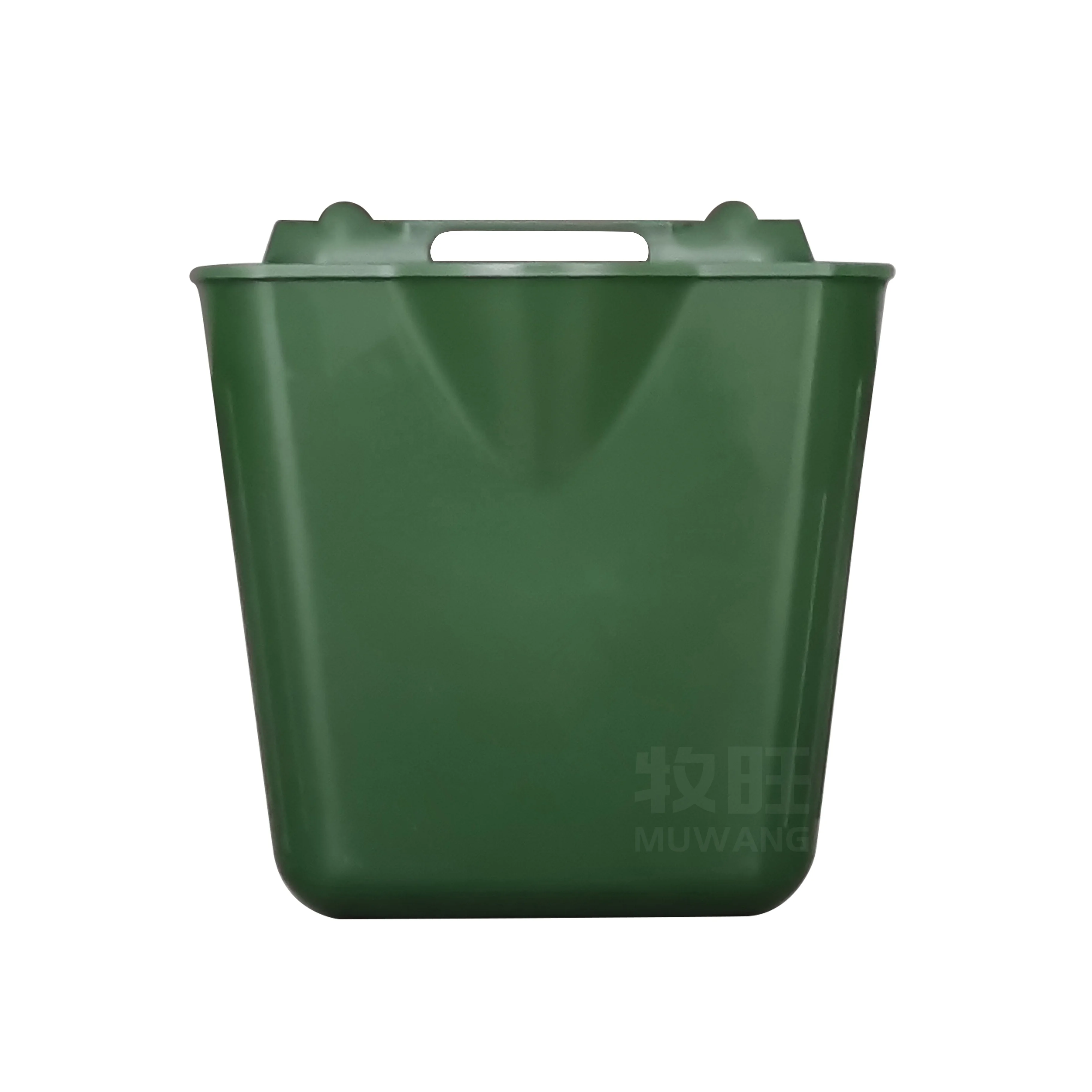 14L Animal Feeder Plastic Hook Over Feeder Livestock Horse Pets Feed Bucket