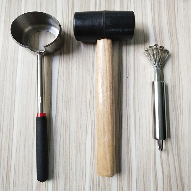 Epsilon 2021 new rubber handle stainless steel coconut opener coconut tools coconut tool opener
