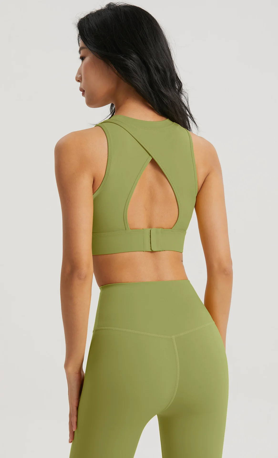 Women custom round collar semi-fixed cup sleeveless crop top sports bra gym training cooling feeling plus size sports bras for b