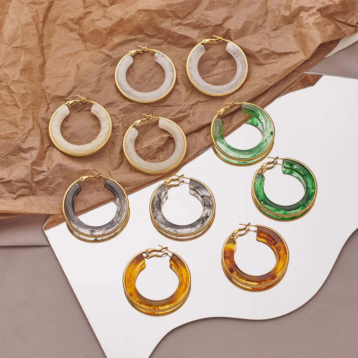 2024 Women Trendy Geometric Acrylic Resin Large Circle Round Hoop Earrings For Women Jewelry
