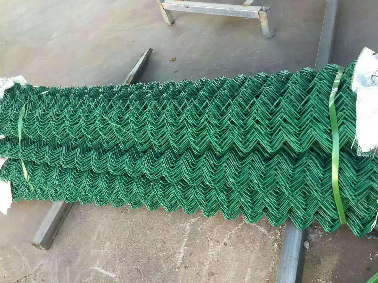 chain link fence Low carbon steel wire Galvanized wire PVC coated wire Spiral crochet