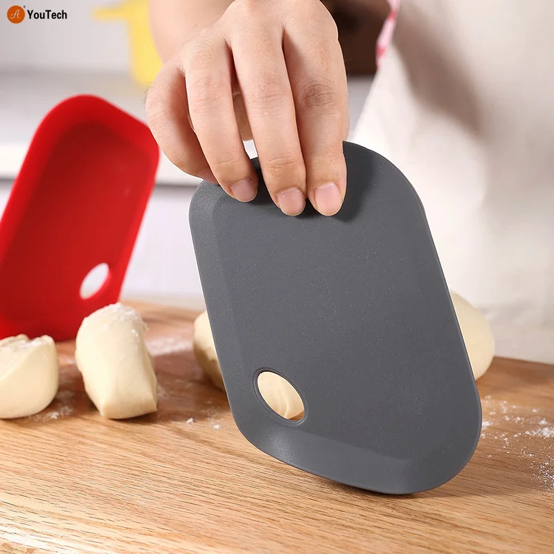New silicone scraper can be vertical household scraper integrated kneading mat scraper