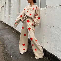 Осенне-зимний популярный модный женский костюм из двух предметов с принтом в форме сердца, Свободный Топ с длинным рукавом, повседневные широкие брюки, женский костюм