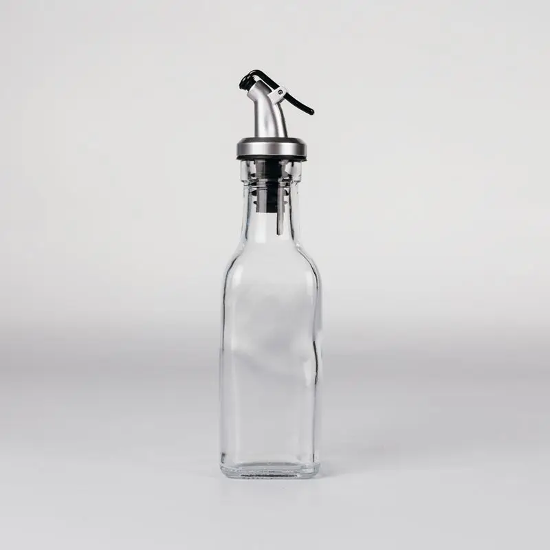 High Quality 150ml 250ml 500ml Square fluids olive oil Glass Oil Bottles with Easy Pour Spout for Vinegar Storage