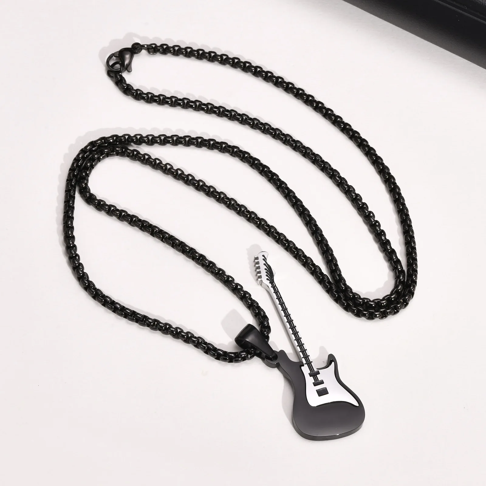 Personality Men Titanium Steel Necklace Jewelry Trendy Hip Hop Stainless Steel Guitar Pendant Street Classic Fashion Personality