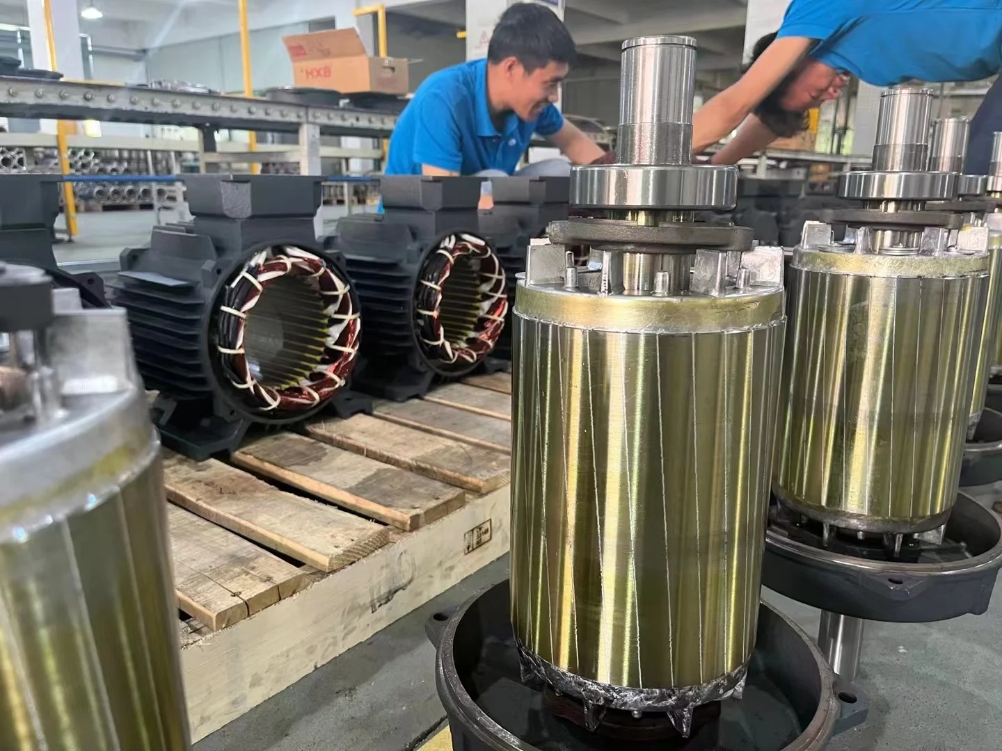 Three phase asynchronous axial electric motor