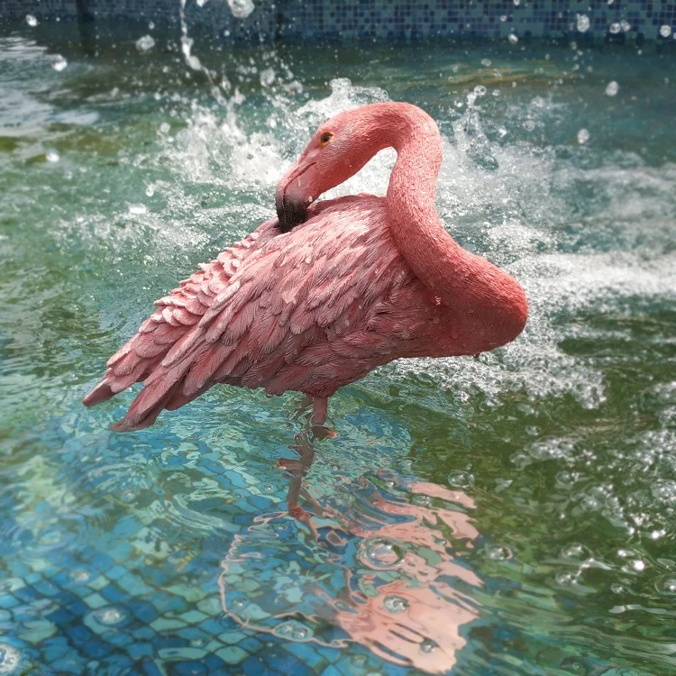 Amazon горячая Распродажа розовая неоновая скульптура из смолы фламинго, индивидуальное украшение для сада из стекловолокна Фламинго $