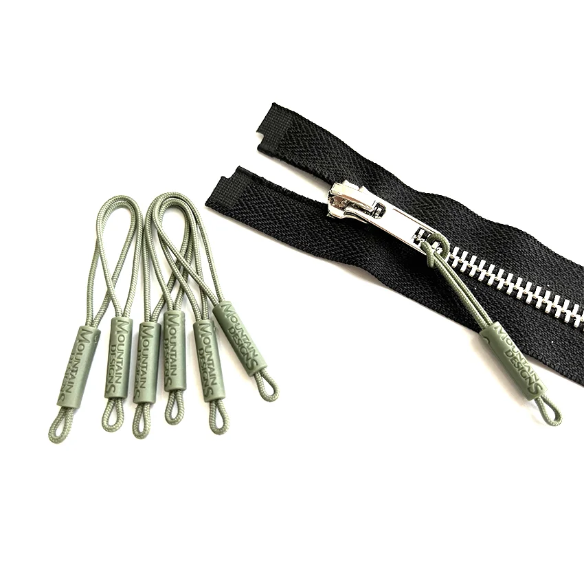 OEM ODM Manufacturer Brand Custom Logo Silicone Rubber Soft Pvc Green Rope Zipper Puller For Bag Garment Handbag