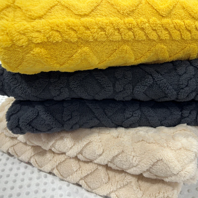 Wholesale 100% Polyester Jacquard Sherpa Brush Cotton Knit Fabric for Blanket Home Cloths Bathrobe Fabric