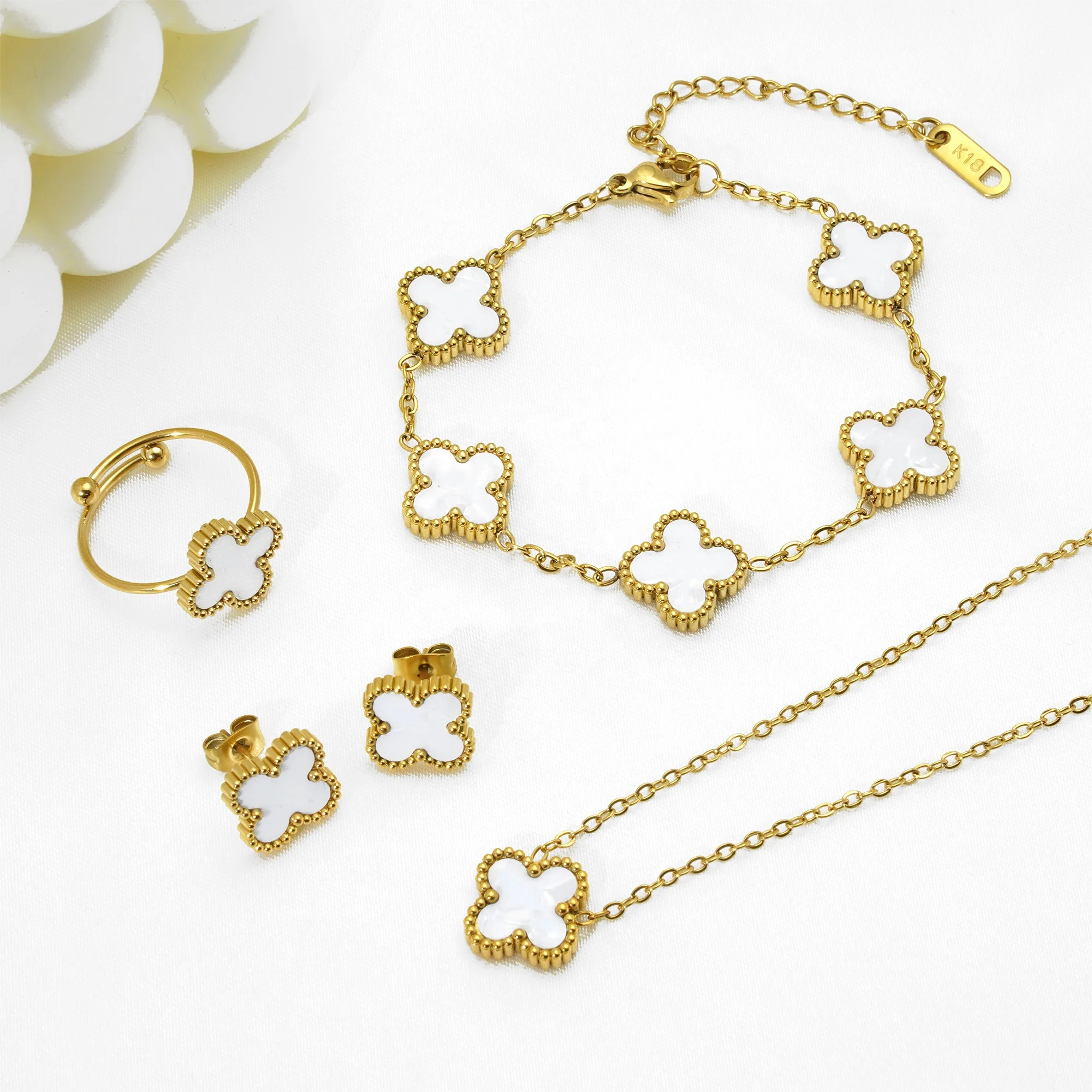 Hot Four Leaf Clover 4 Pcs Fashion Jewelry Sets Bracelets Van Flower Earrings 18 K Necklace Women Rings Shopify Dropshipping