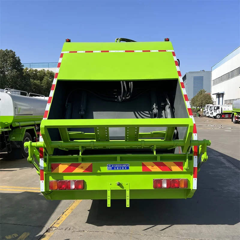 4X2 HOWO Garbage Compactor Front Load Garbage Container Truck