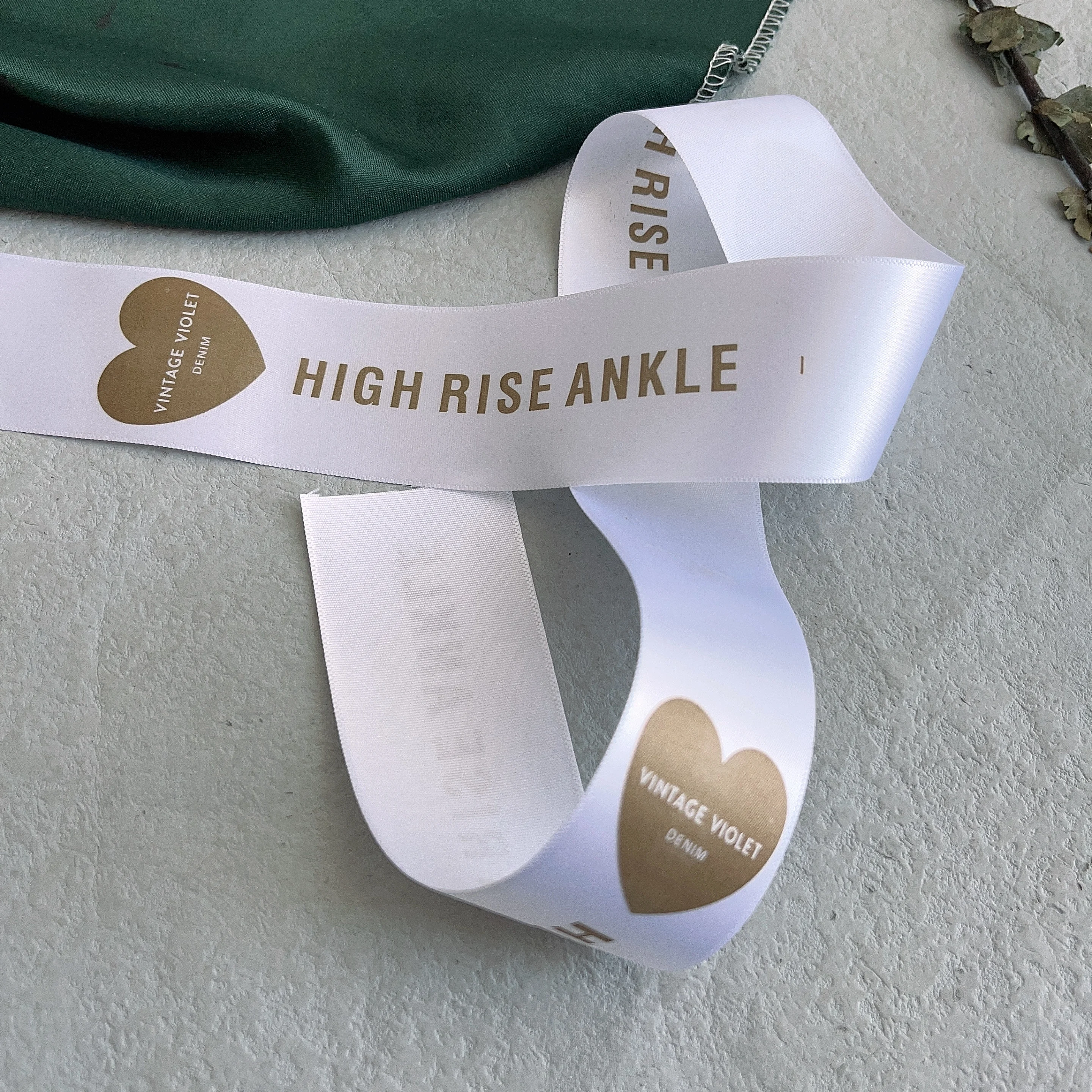 Wholesale Custom Logo 1 Inch Black Polyester Ribbon Gold Foil Grosgrain Printed Ribbon