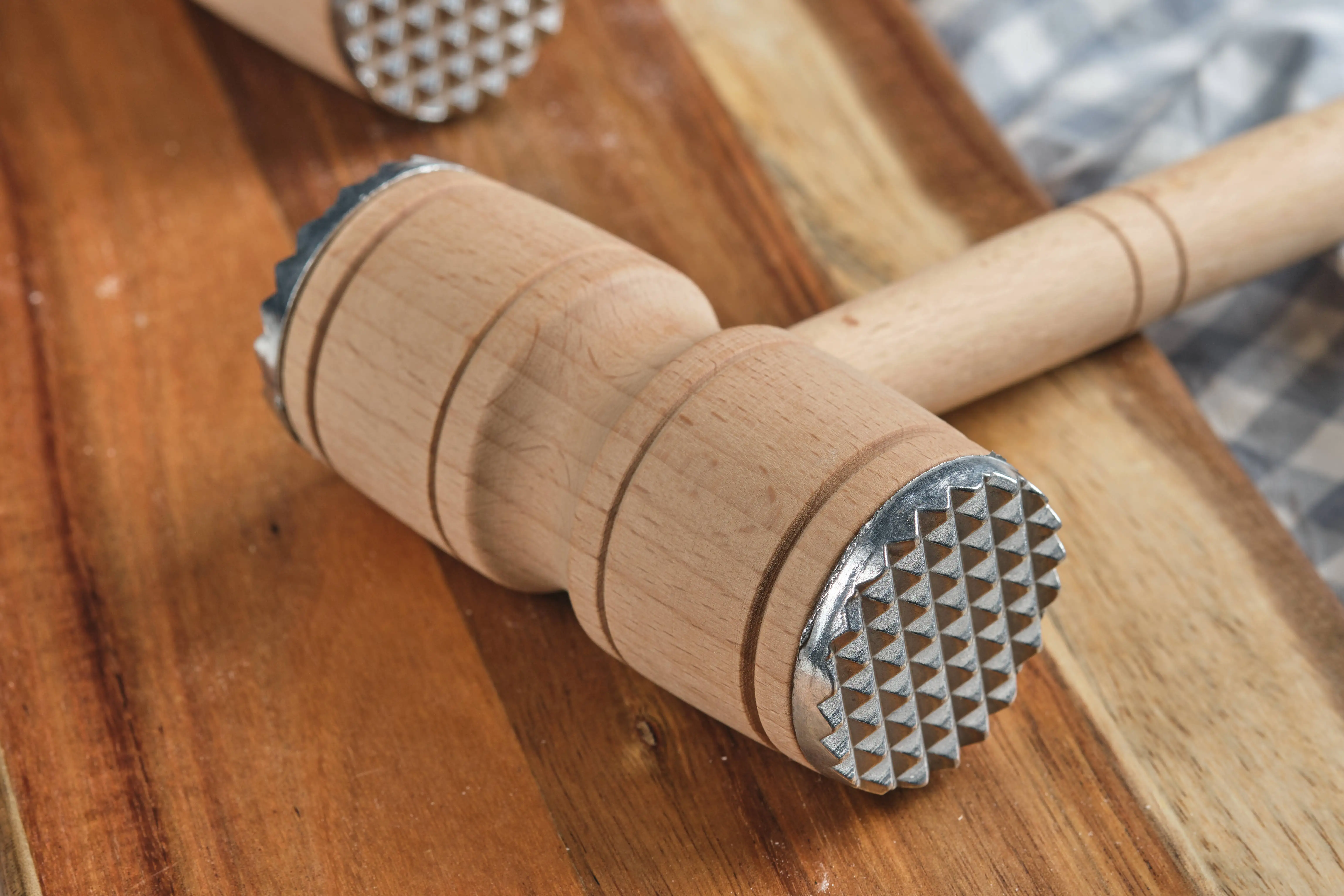 Factory custom home kitchen restaurant wooden meat loose hammer, you can go out to knock the steak manually