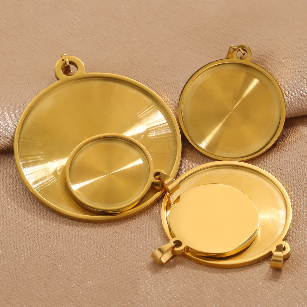 Stainless Steel Gold PVD Plated Disc Accessories Jewelry DIY Blank Disc Base Setting Charms Pendant Blank Bezel Trays
