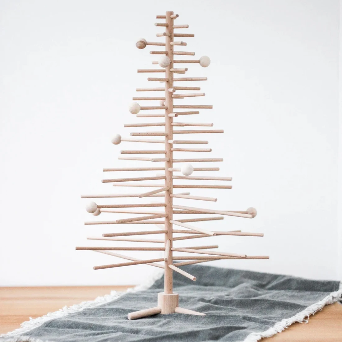 Eco Friendly Sustainably Handcrafted Home Decoration Modern Scandinavian Minimalist Wooden Christmas Tree