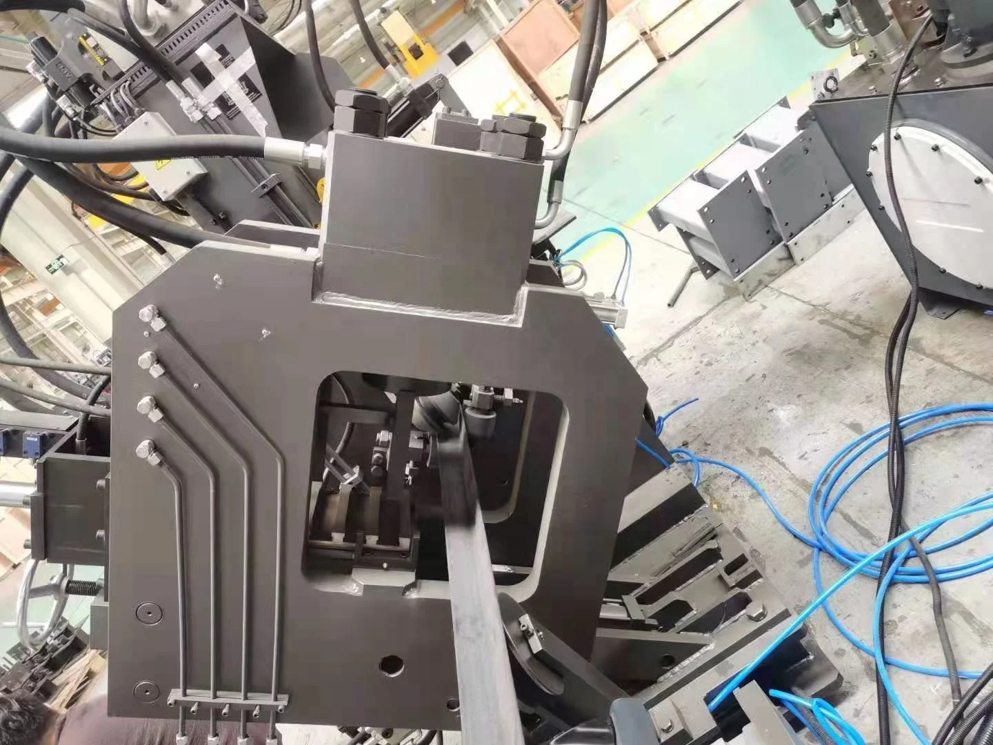 FINCM трансмиссионная башня CNC стальная угловая линия штамповка маркировочная