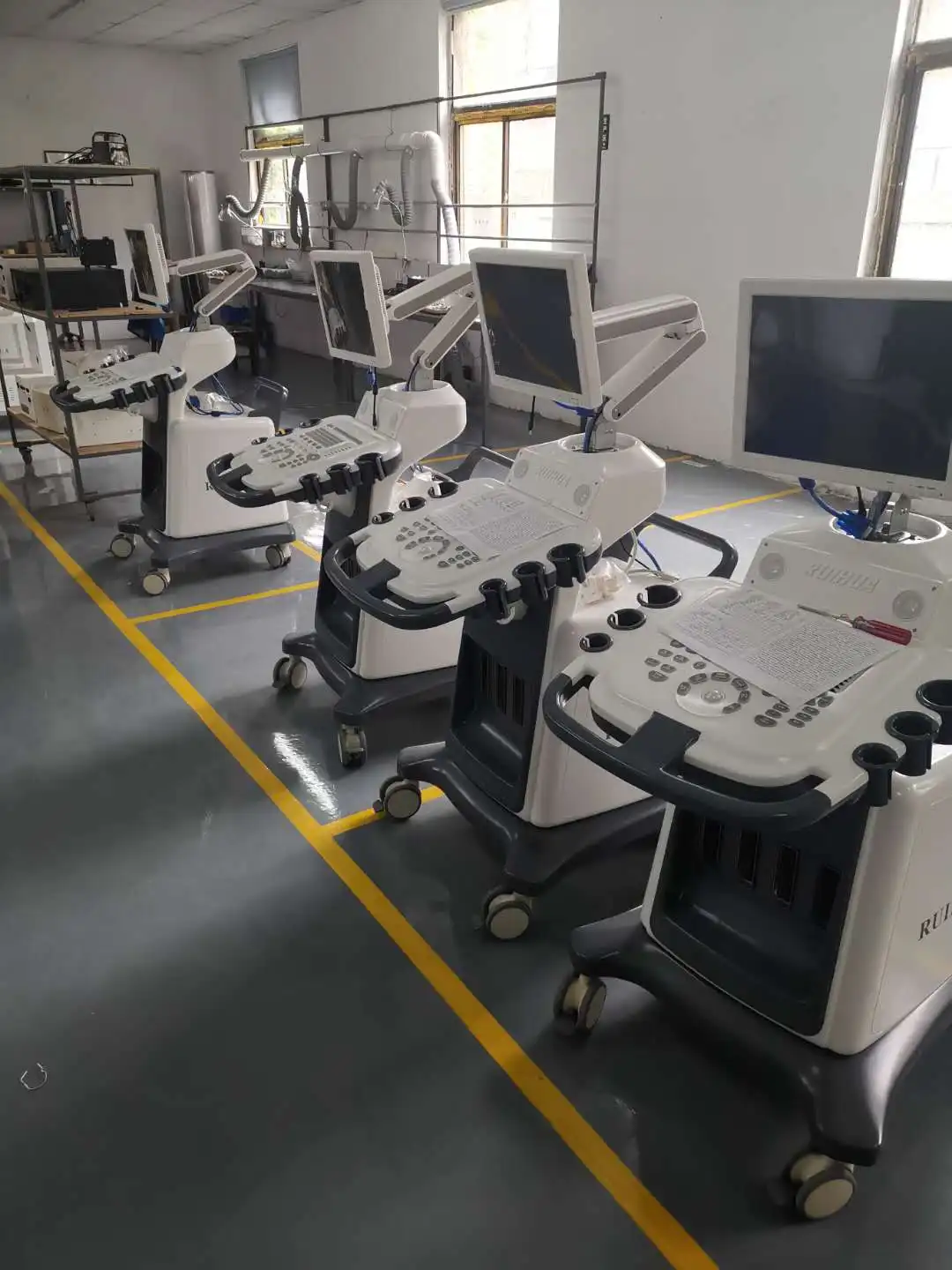 RuiHua brand full digital Color Doppler Ultrasound trolley ultrasound manufacturer