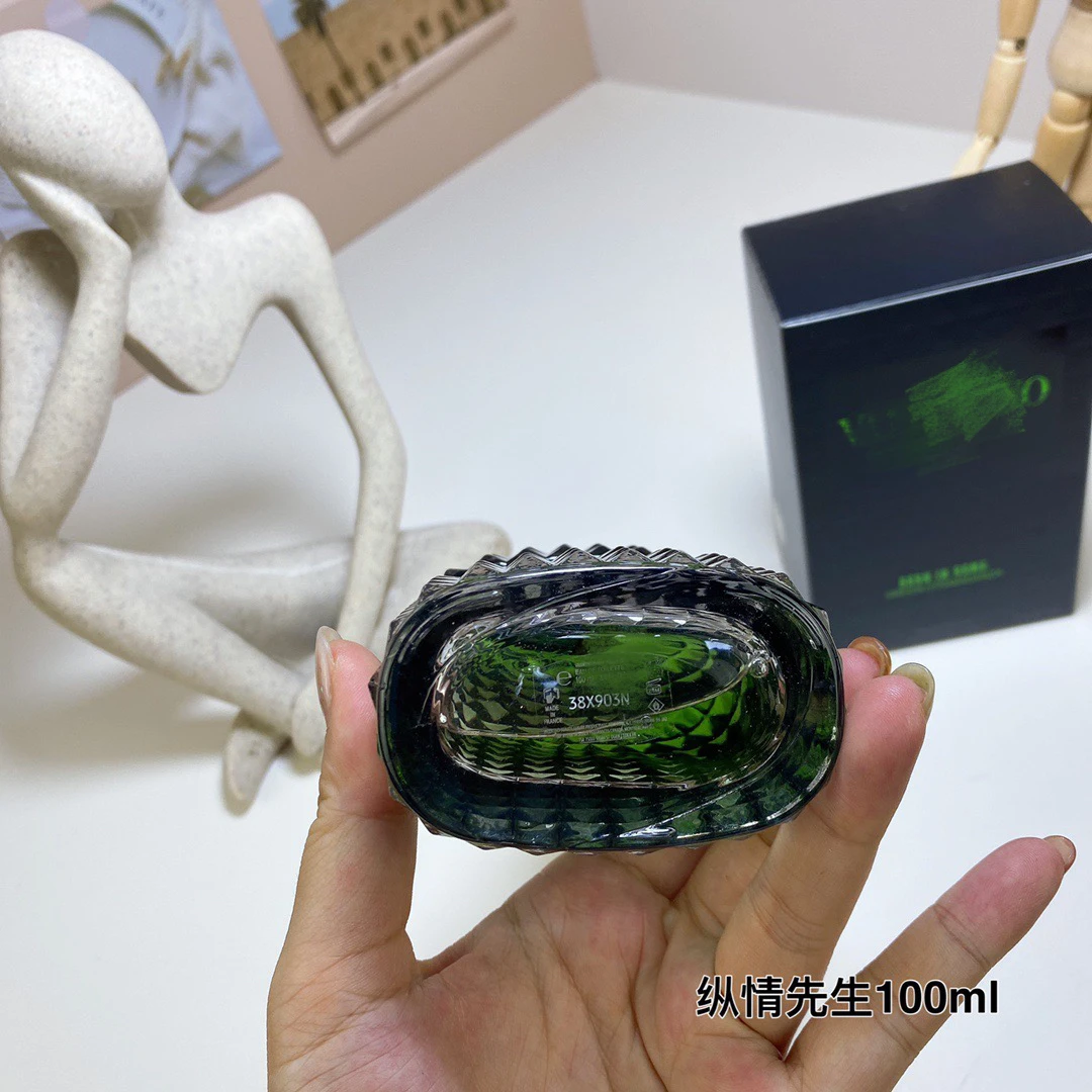 Men Perfumes Born In Roma Green Stravaganza Eau de Toilette Spray for Men Hot Sale