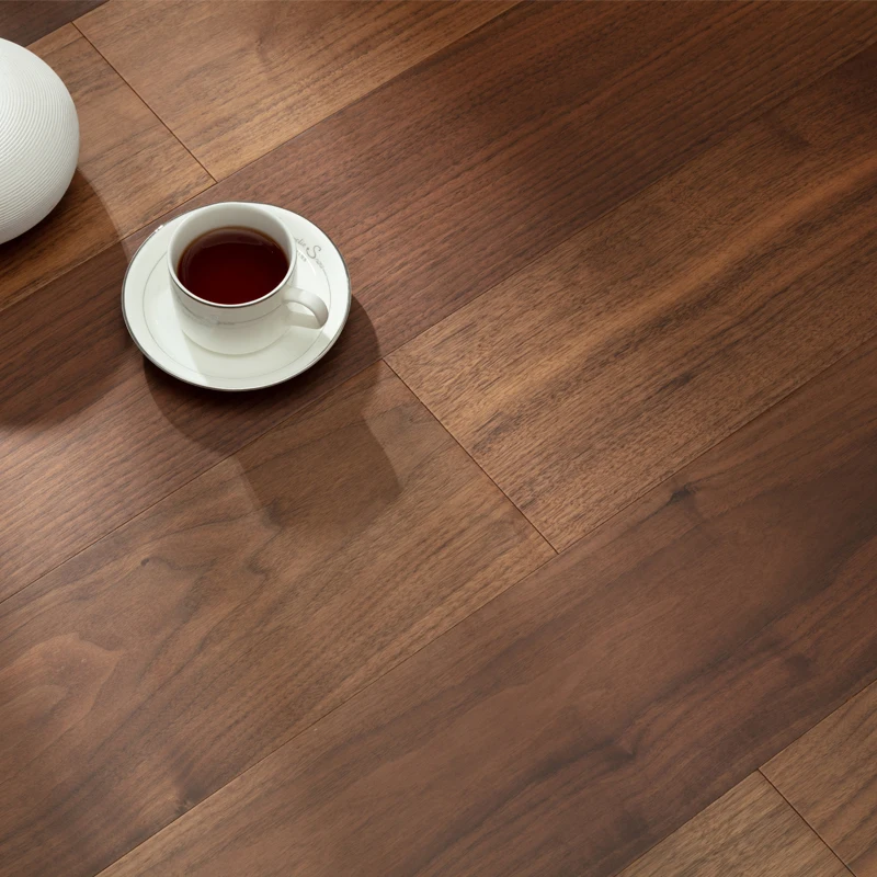 American Walnut E0 Grade Multi-Layer Engineered Wood Flooring 0.6/1.2mm Veneer Thickness for Indoor Use Engineered Flooring