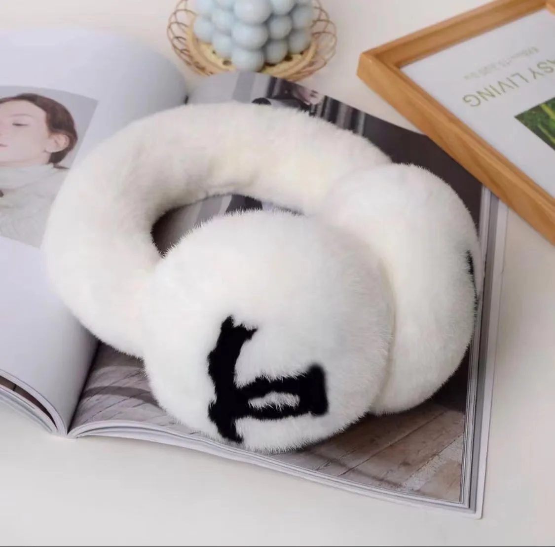 High quality adjustable natural rex  rabbit fur ear muff winter headwear fur ear muffs for cold fold ear protection