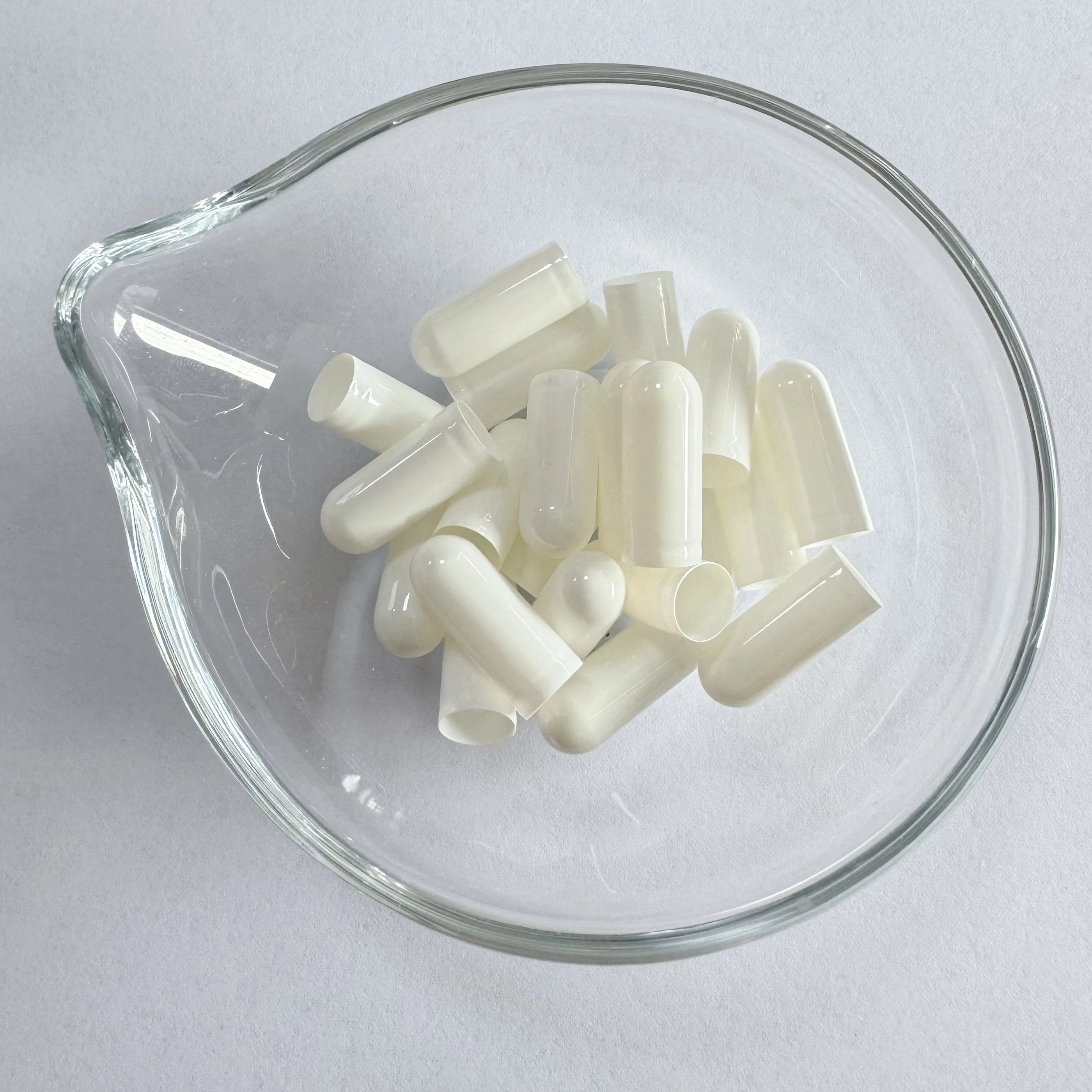 Separated White Red Black Part Empty Bone Capsules Filling Size 0 00 Hard Empty Gelatin Capsule Shells
