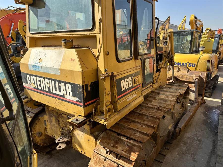 Used Caterpillar D6G Bulldozer for sale Original CAT D6D D6M Secondhand small crawler bulldozer high quality Tractor