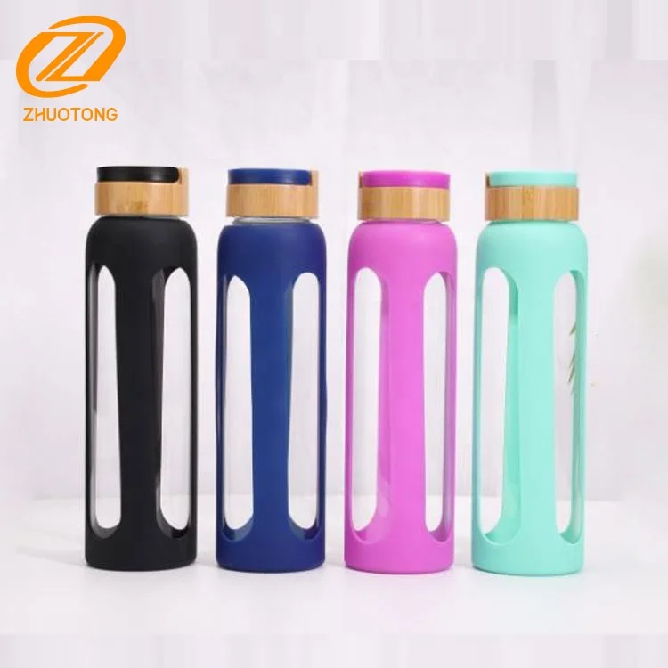 New Arrival Bamboo Lid  Portable Borosilicate Glass Drinking Water Bottle with Silicone Sleeve