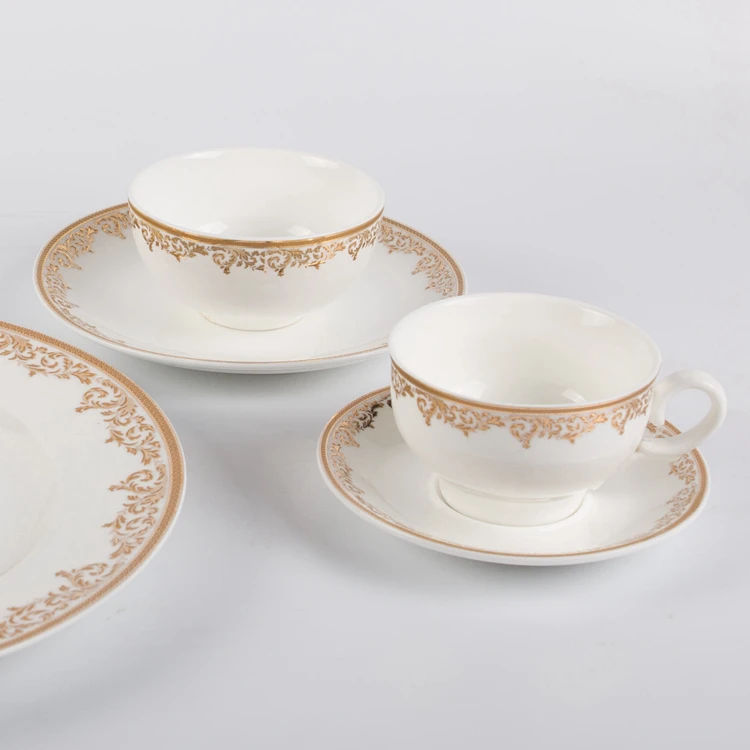 Luxury Arabic Fine Bone China Dinner Set Dubai Dinnerware Set Gold Ceramic Tableware Charge Plates Bowl Coffee Cup and Saucer