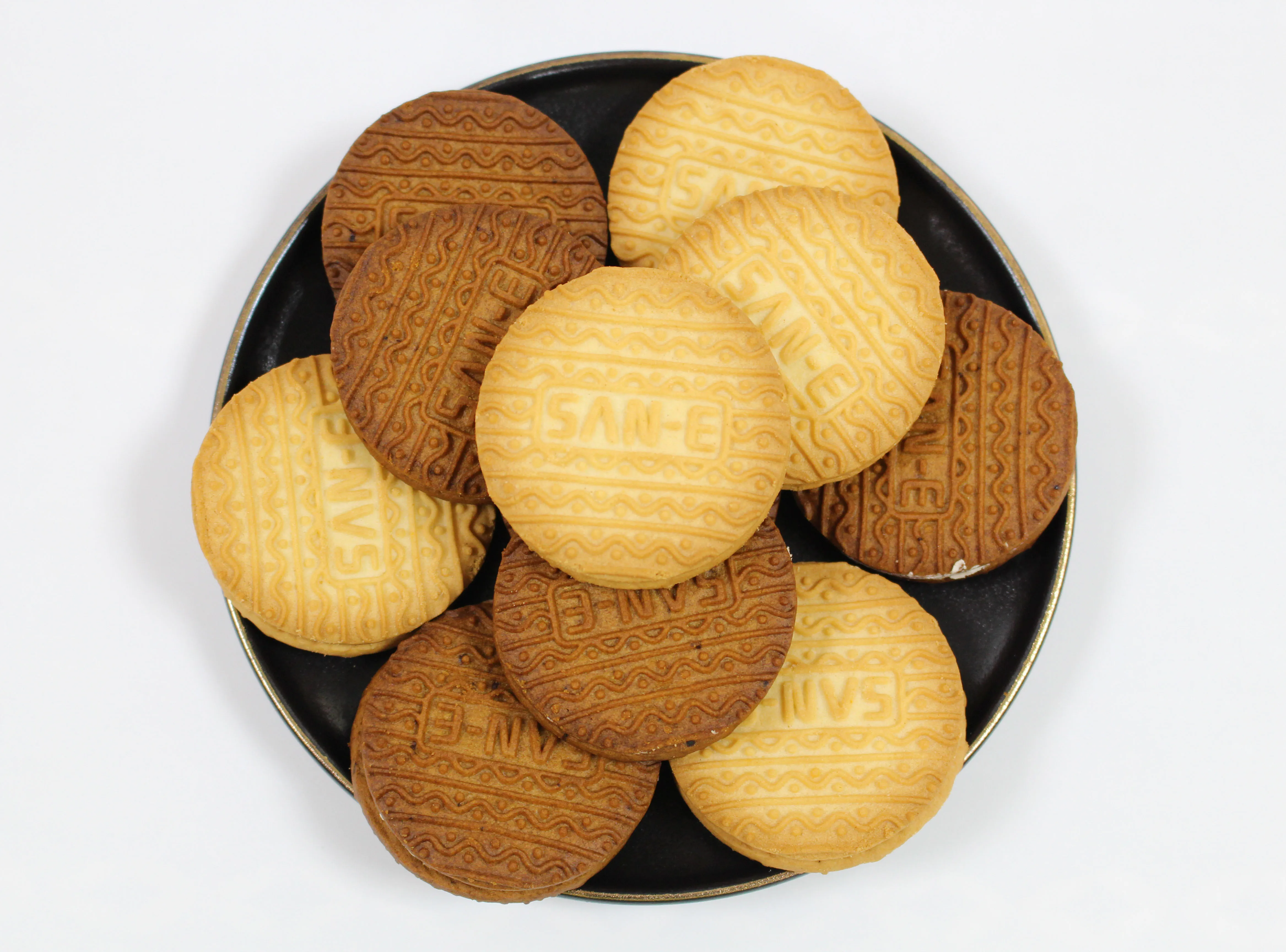 Wholesale manufacture 220g biscuits and cookies orange center filled biscuits sandwich cream cracker biscuits