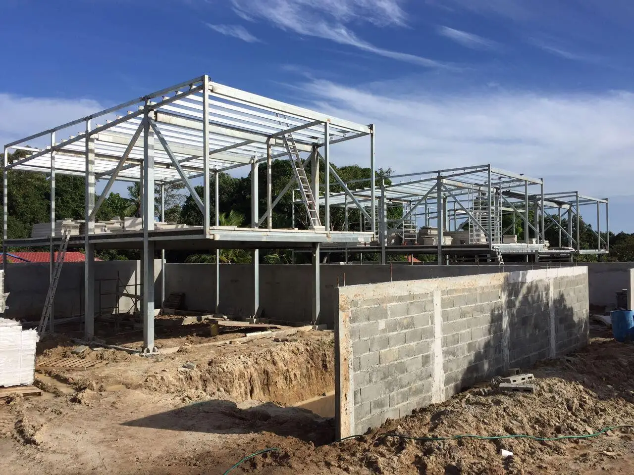 400m2 Dreamy Mdoern Luxury Prefabricated Villa Living House in Thailand Prefab Steel Pool House Villa