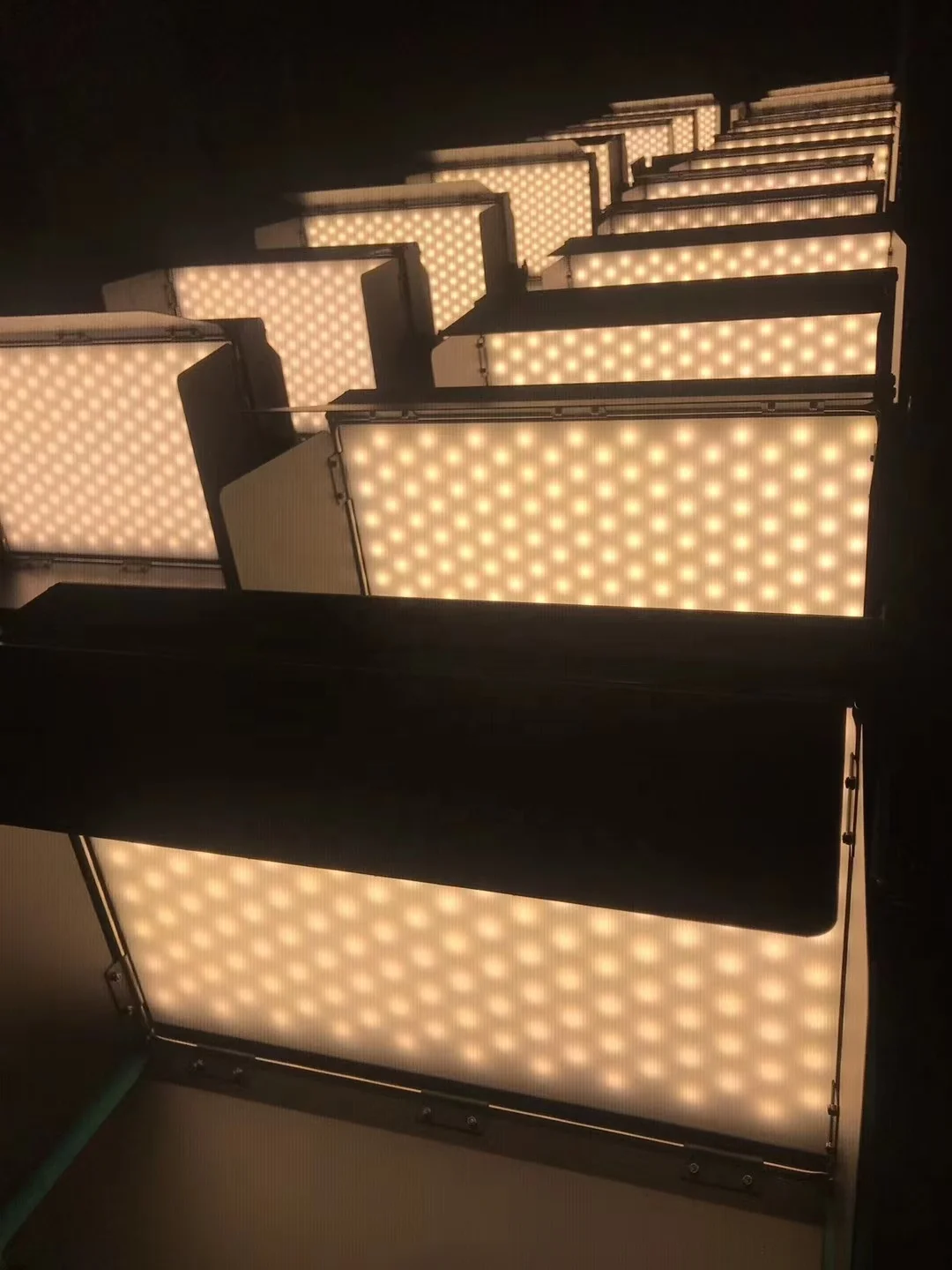 Simar 200W Big Power Professional High CRI Import LED TV Studio Light