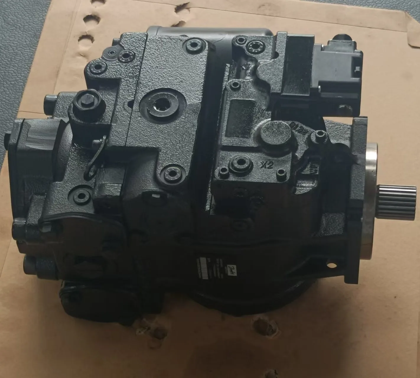90L100KA5BB80P3C7E02GBA424224 гидравлический насос от Danfoss в наличии