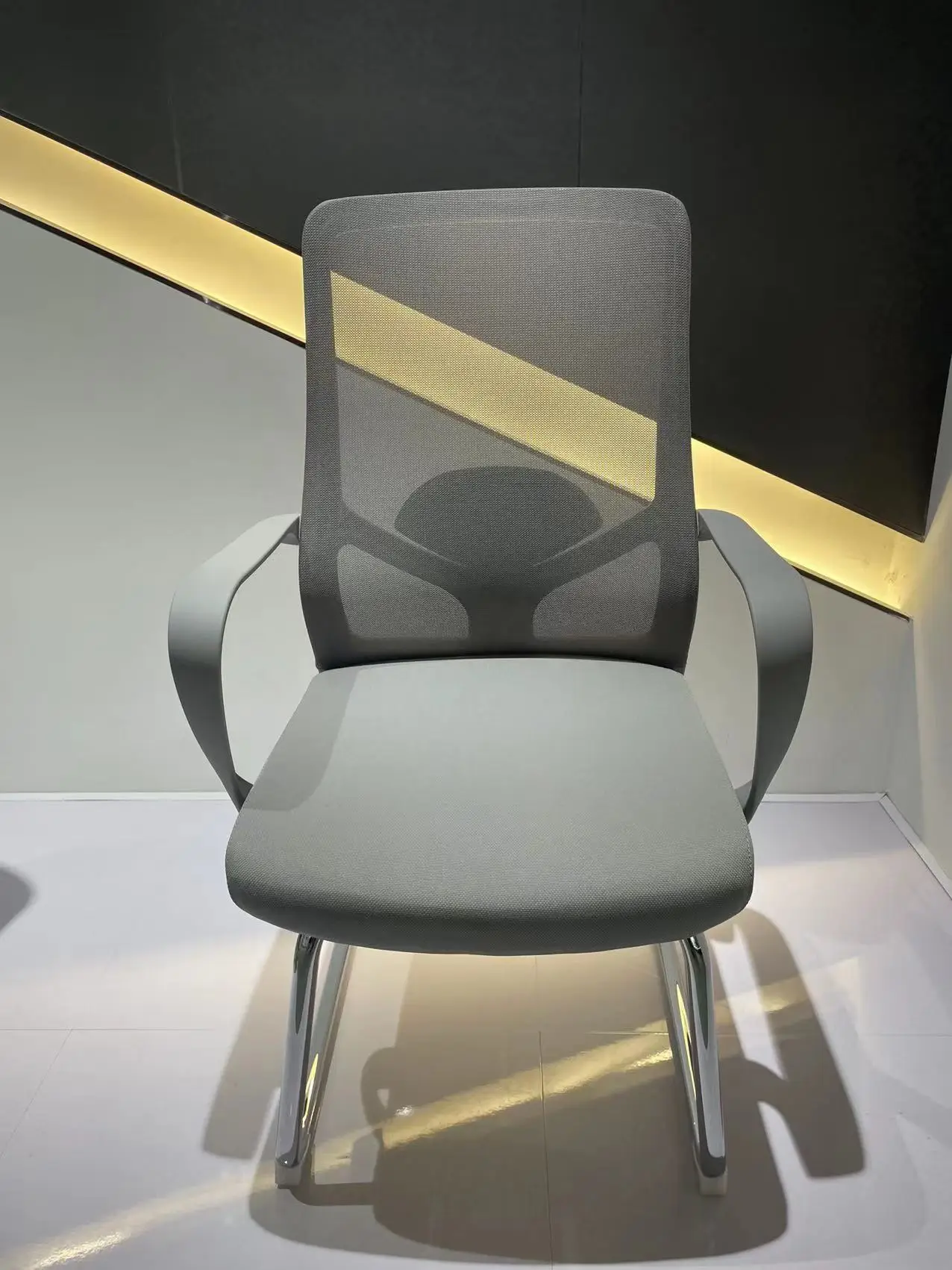 Hot sale Mesh office chair Black Fabric Modern Guest Chair for home office used