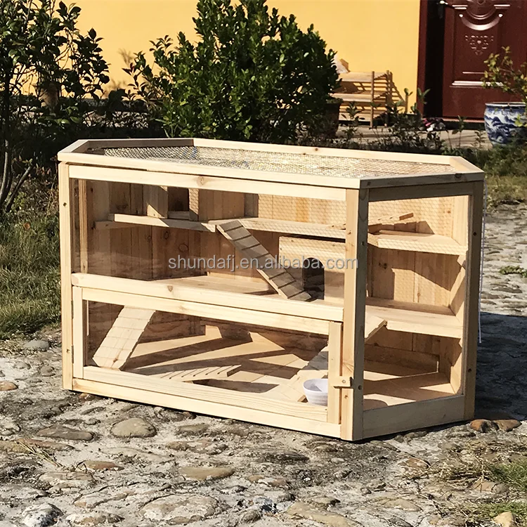 Деревянная клетка для хомяка