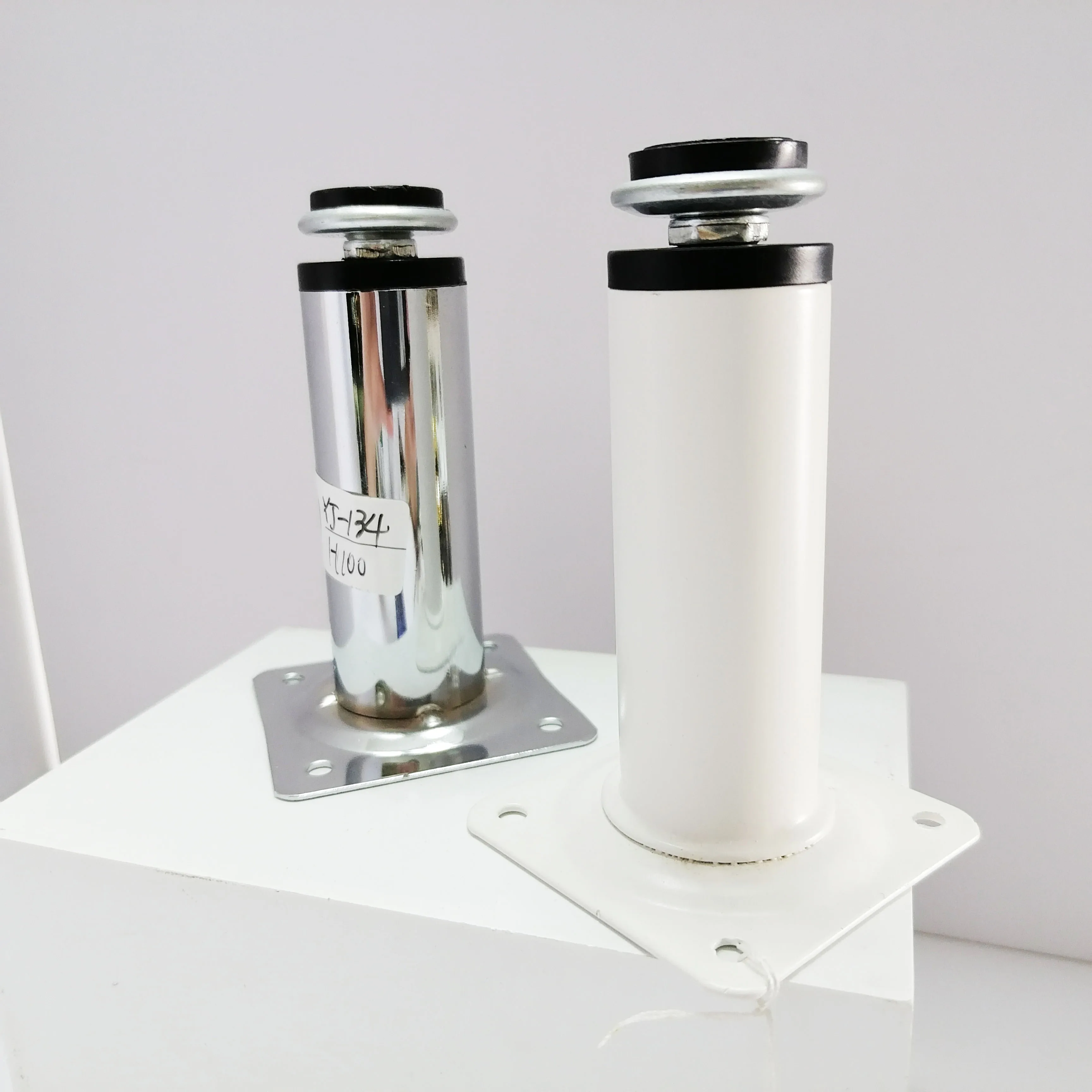 Factory custom 80mm 100mm 120mm metal chrome iron steel sofa legs accessories round sofa legs for furniture