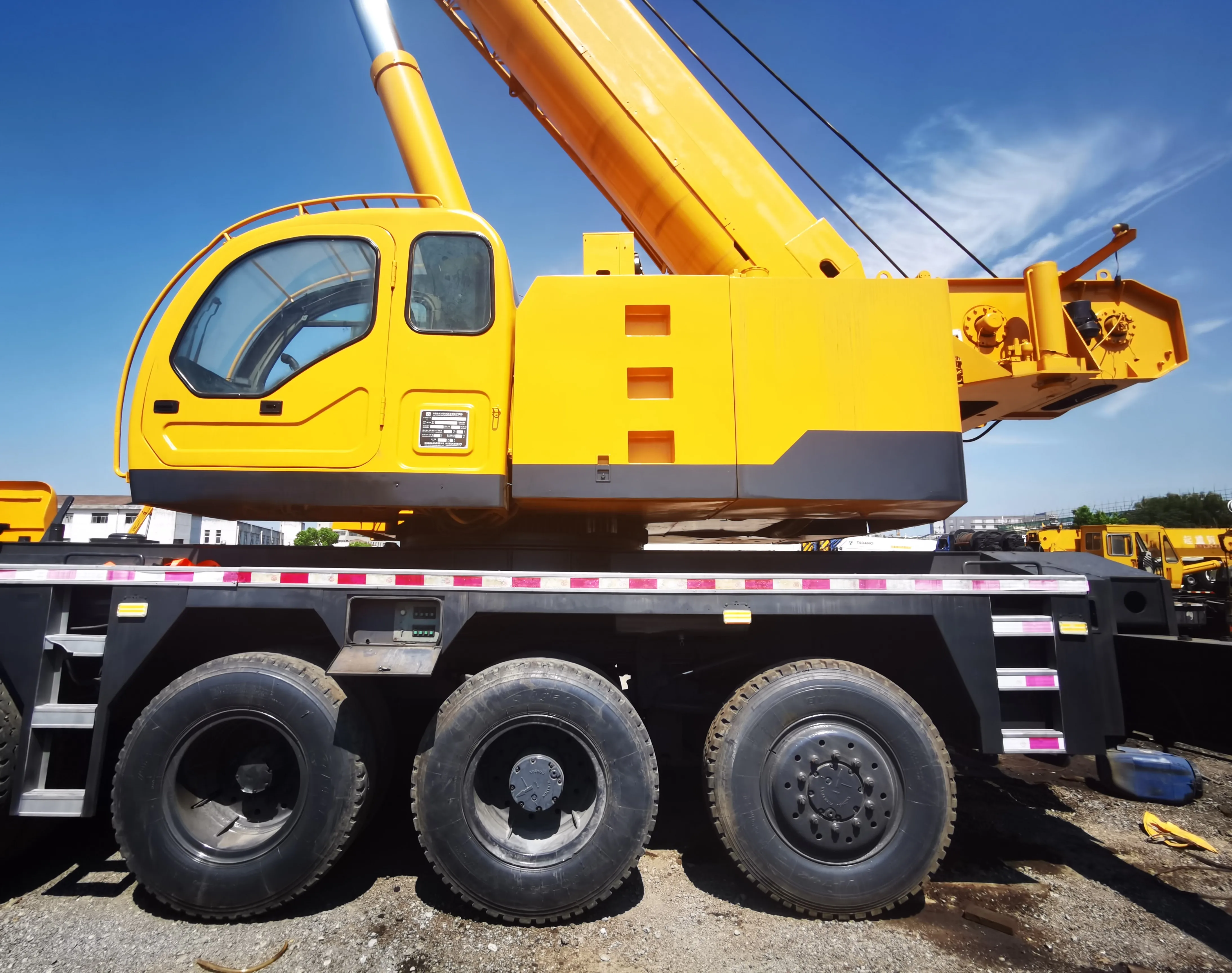 2018 Used 100 Ton Truck Cranes QY 100K-I with 306kw Cummins Engine Powerful china used truck with crane good condition
