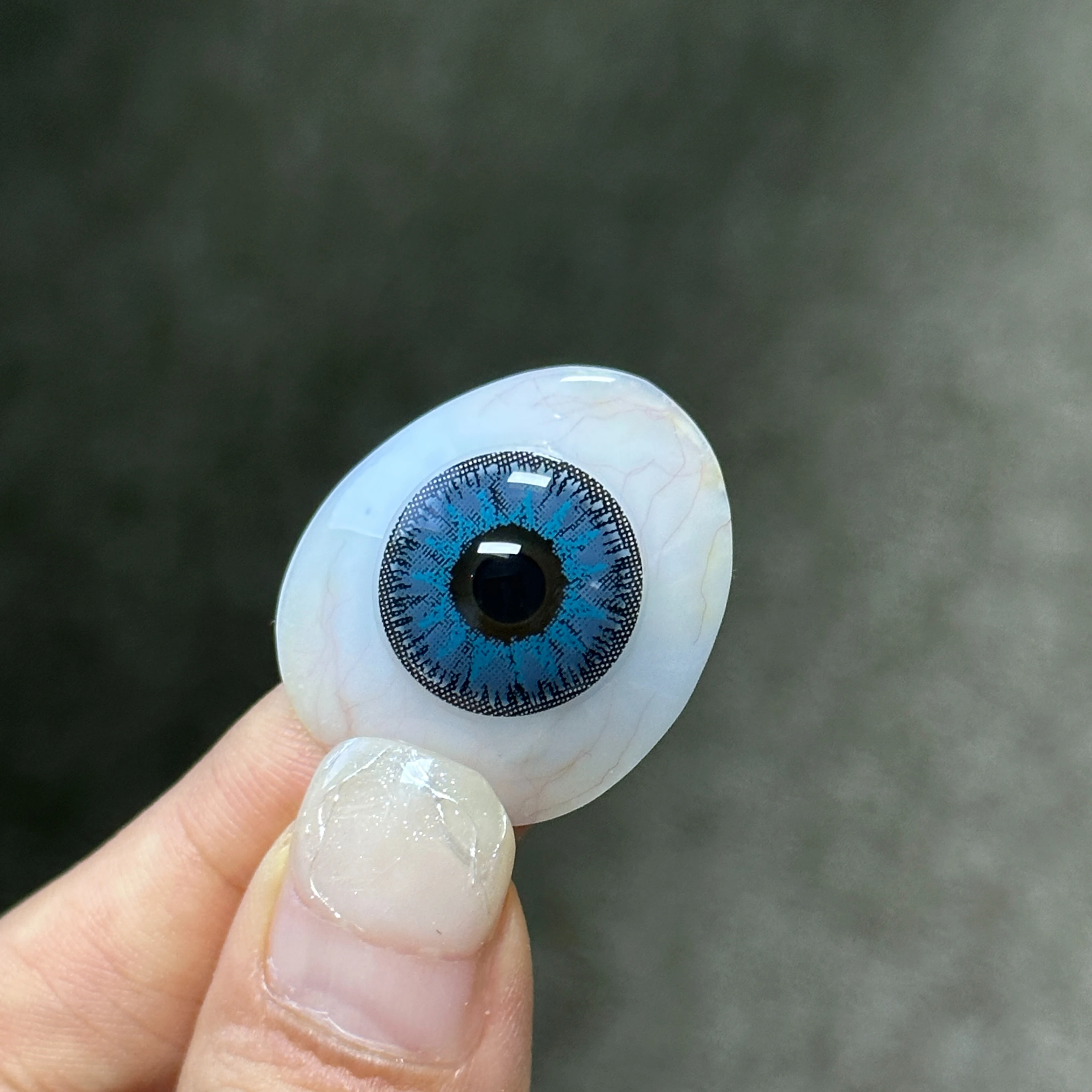 Lalens New Style Color Contact Lenses for Myopia Original Color Eye Colorful Crazy Lenses Wholesale Complete Kit
