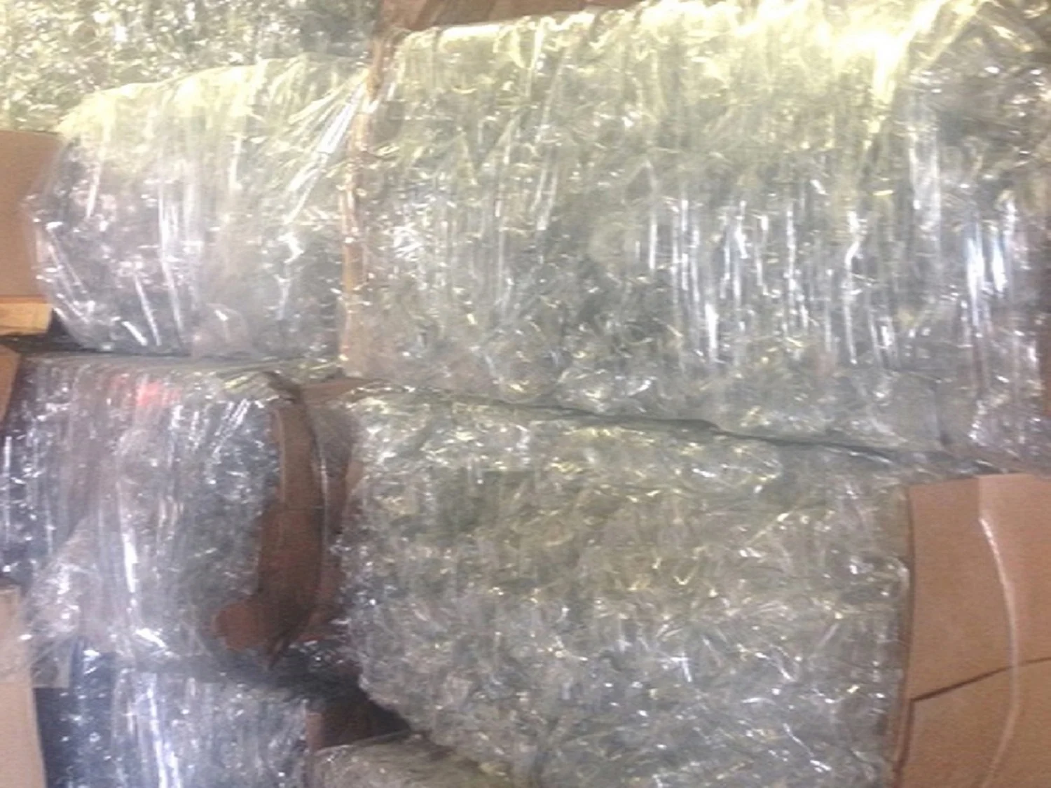 Hot Washed Recycled PET Flakes / PET Bottle Plastic Scrap