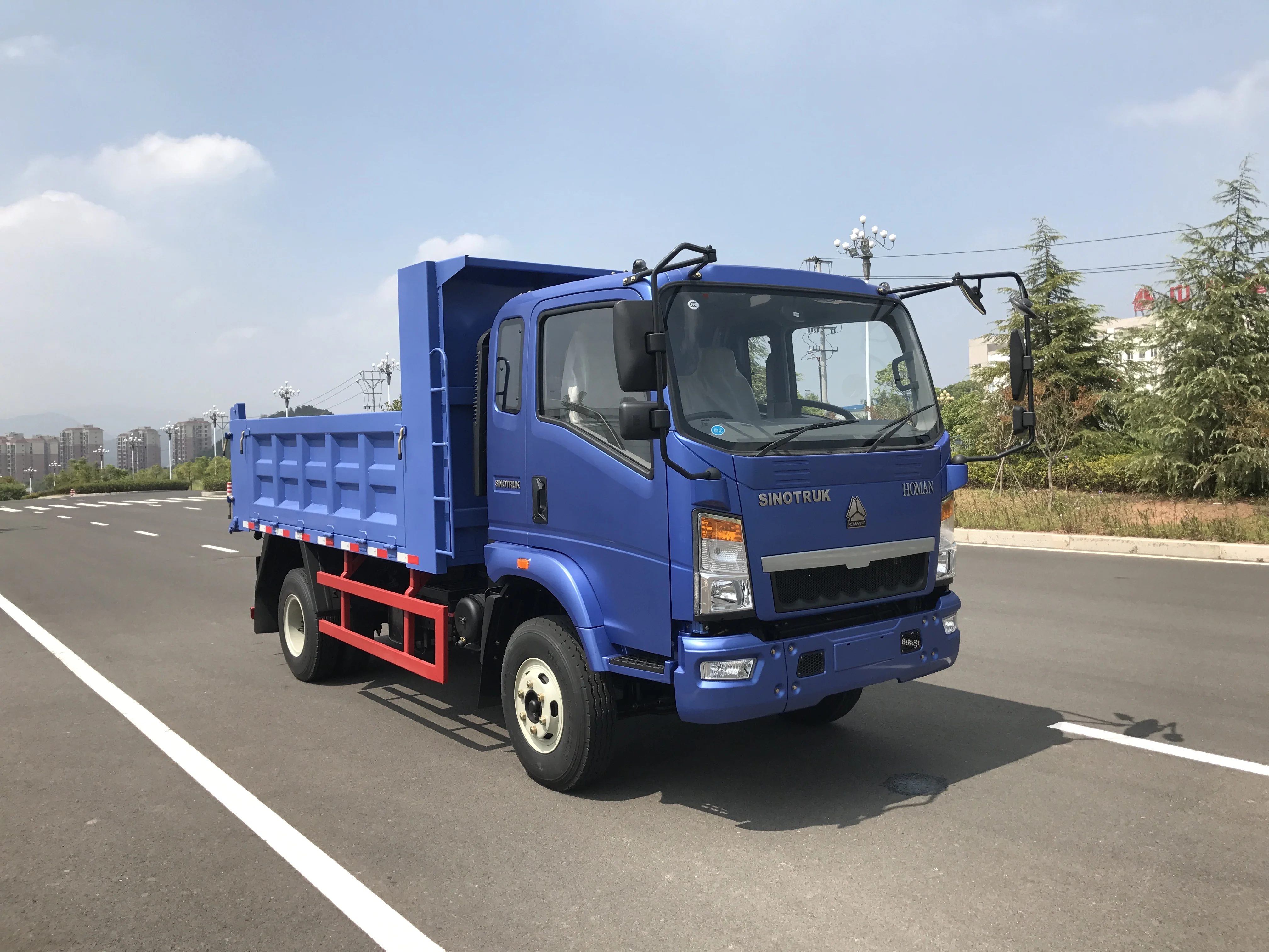 
5ton 8ton capacity 4x2 new sinotruk prices light dump trucks 